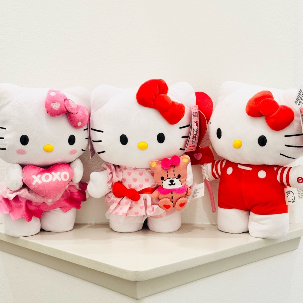 Hello Kitty Valentines Stepper Bundle
